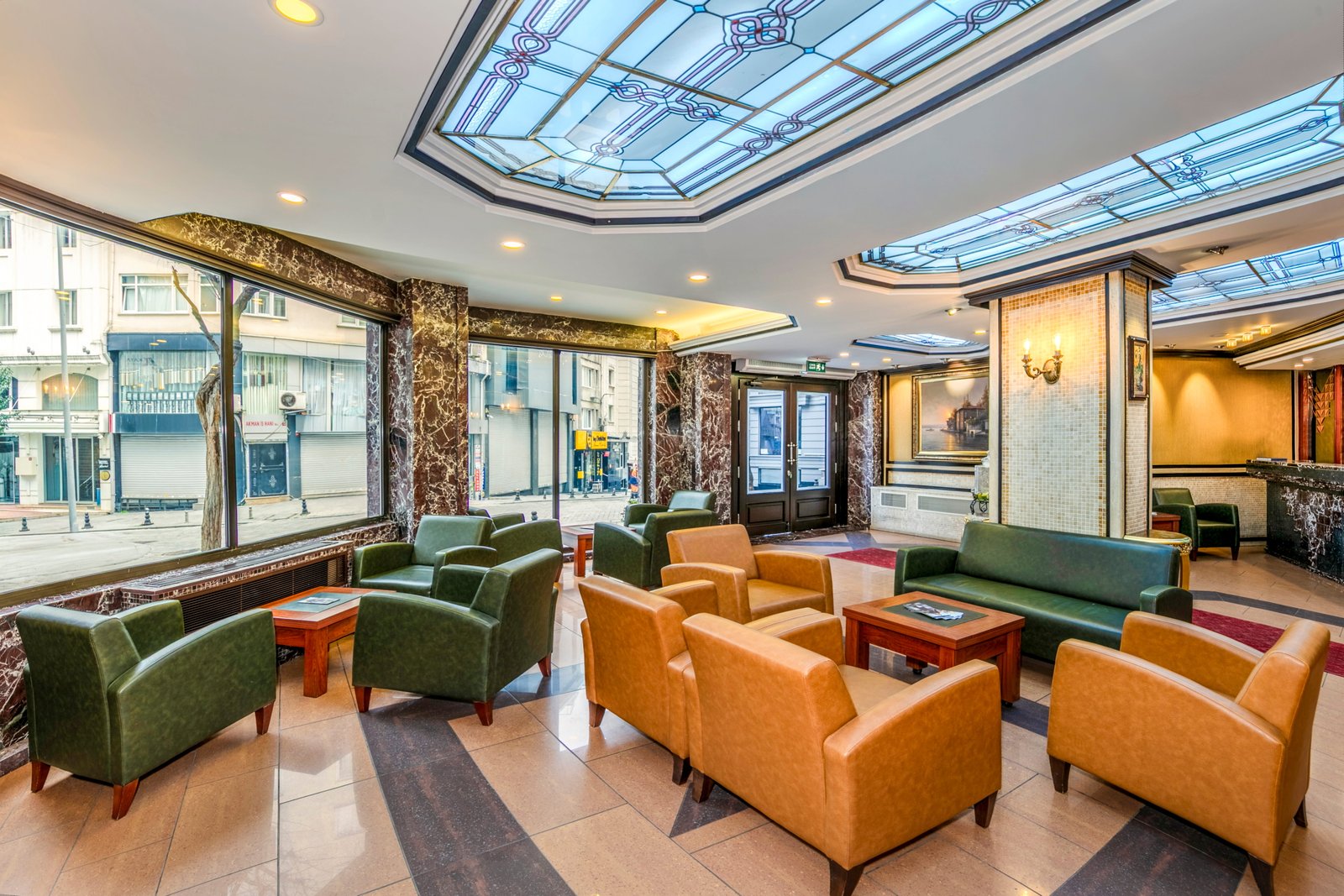 Hotel Lobi