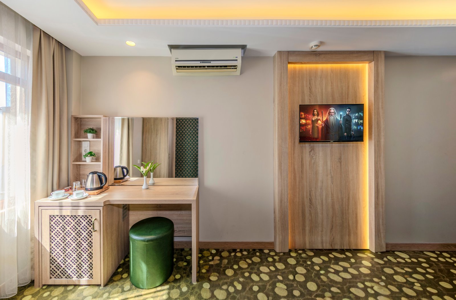 Triple Room